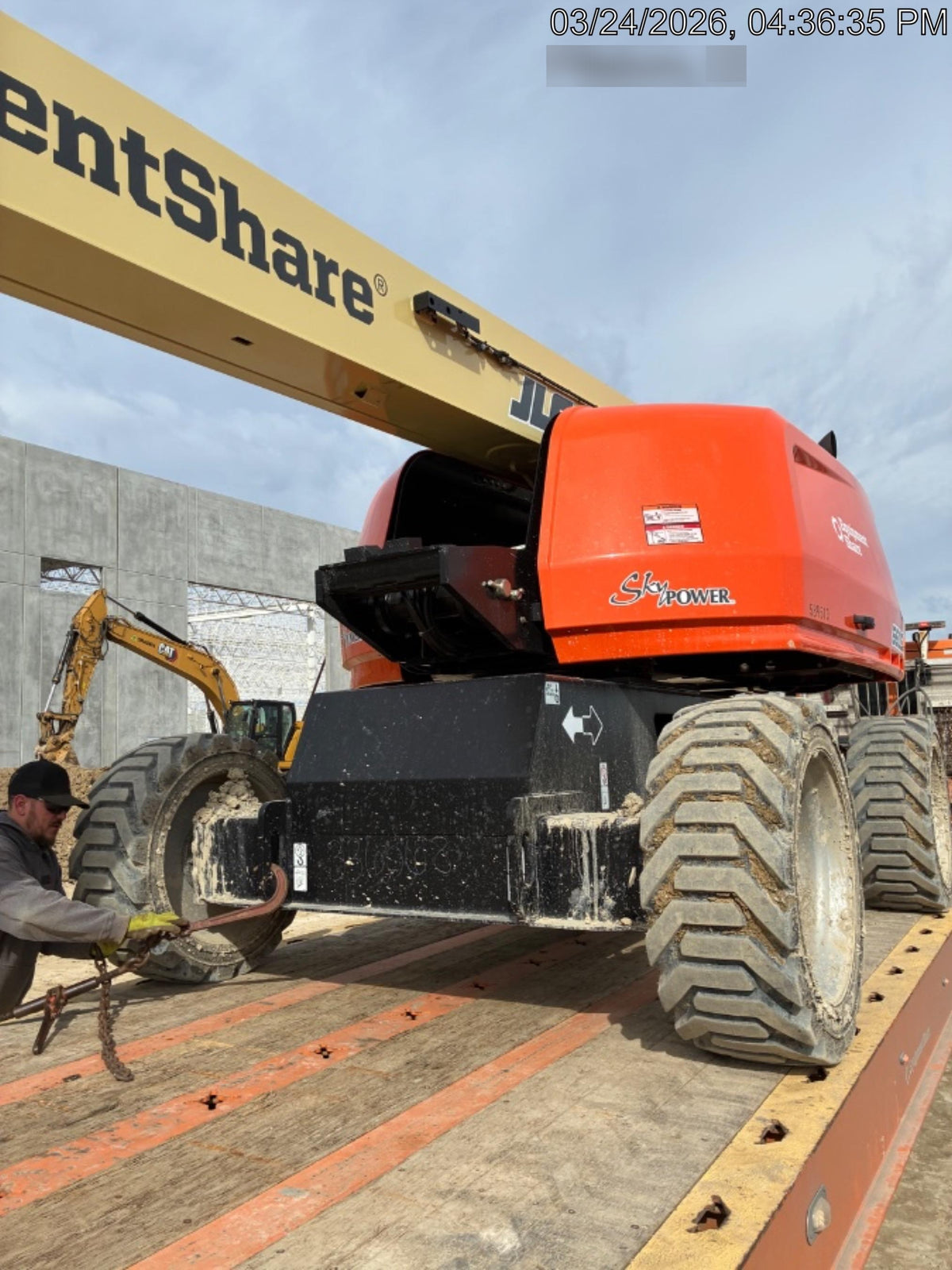 2025 JLG 660SJ