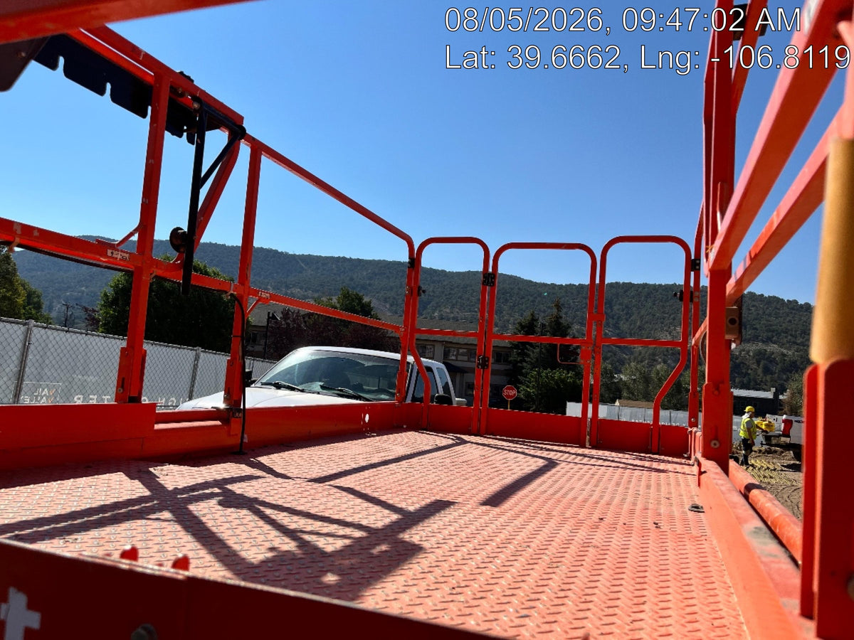2023 JLG RT4069