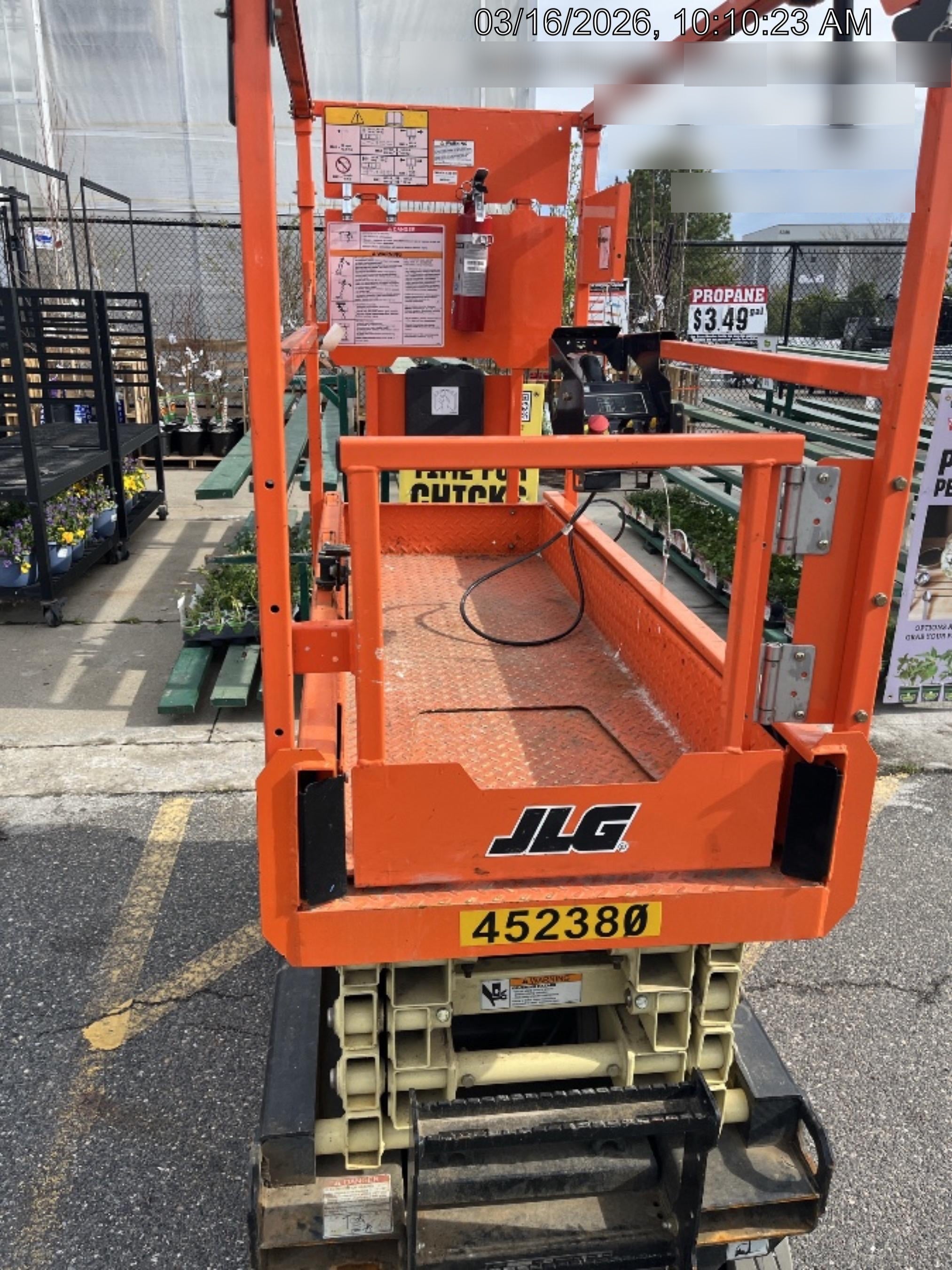 2024 JLG ES1932