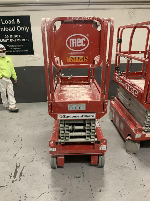 2020 MEC 1330SE Solid NM Tires, Steel Swing out Doors, LCS, Beacon, 900W Invertor