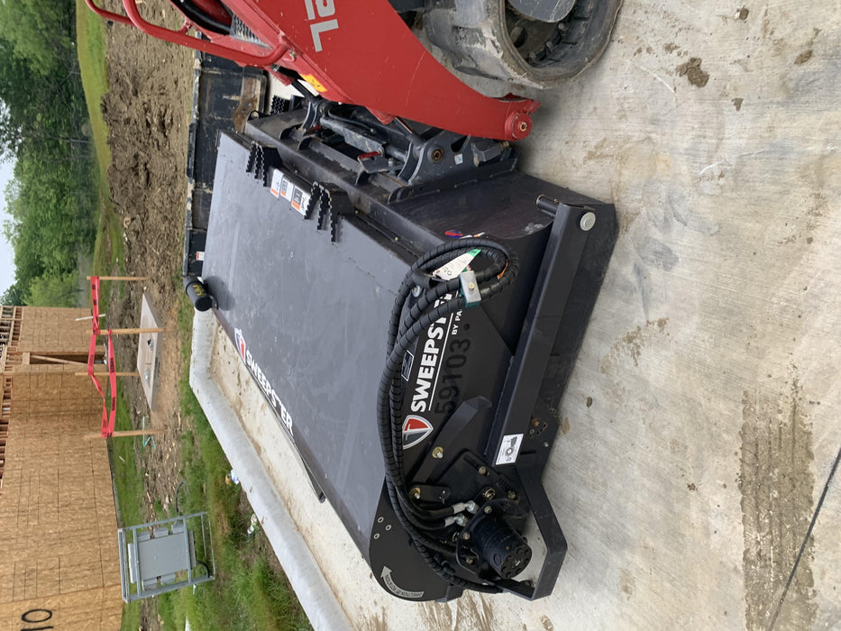 2020 PALADIN Sweepster 84