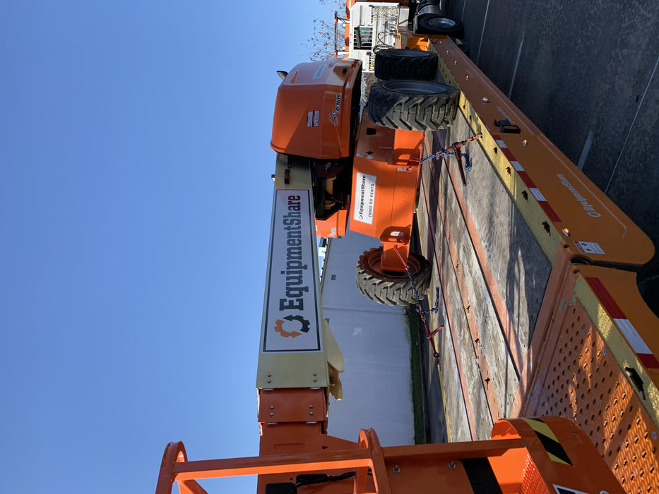 2020 JLG 600S