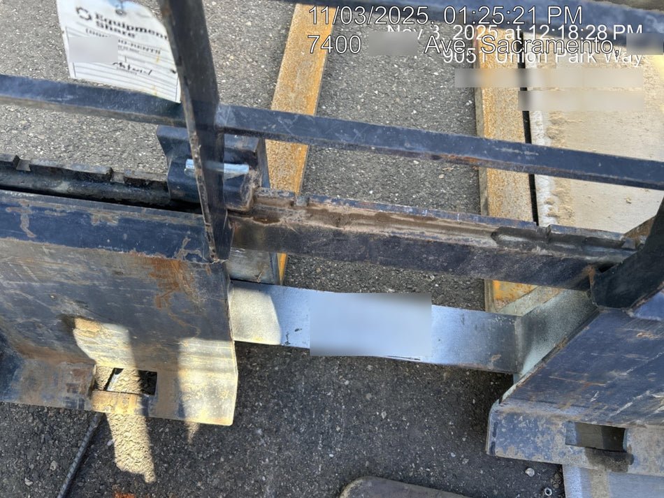 2020 ARROW MATERIAL HANDLING 60" Pallet Forks - Arrow