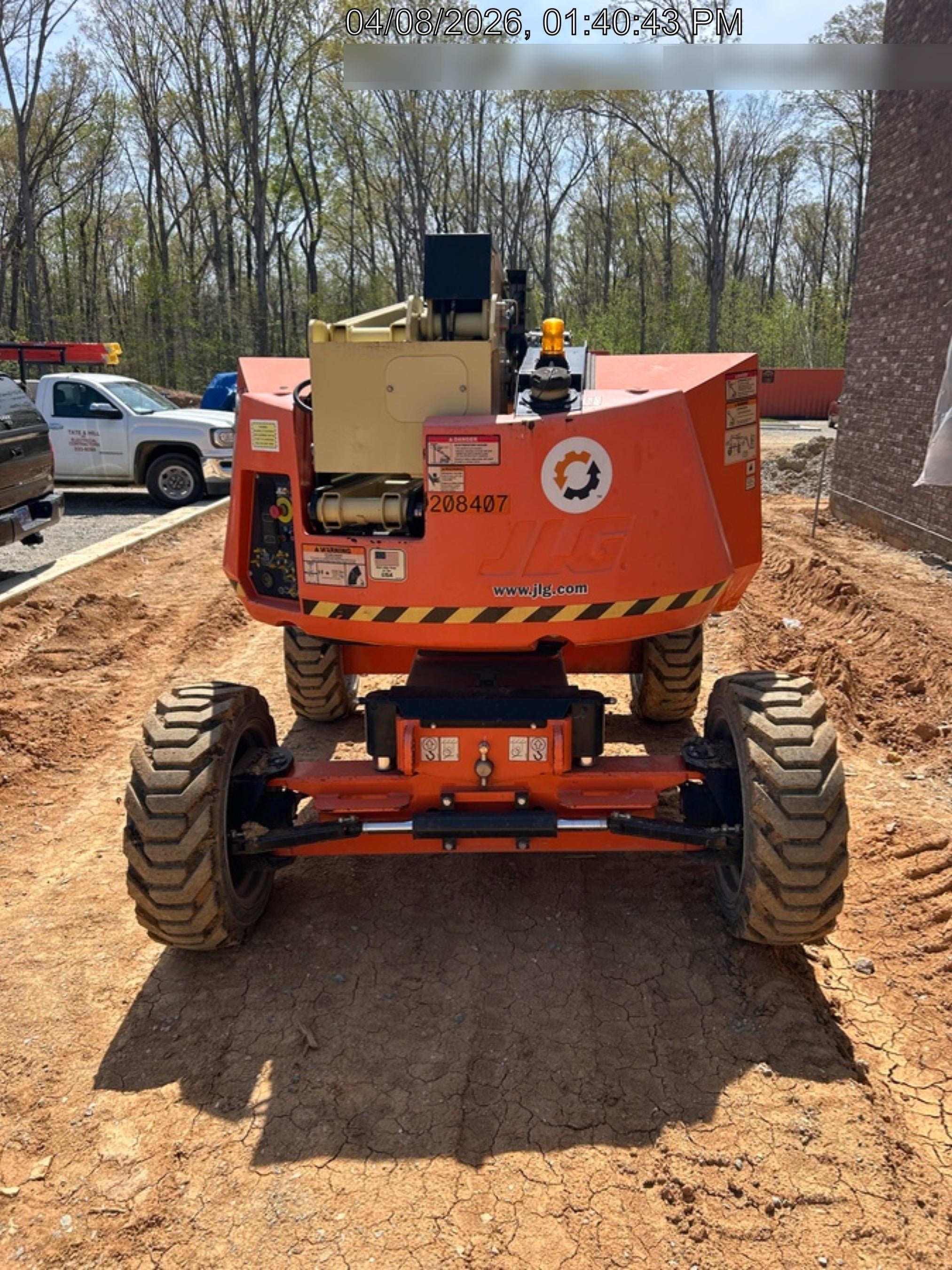 2022 JLG 340AJ