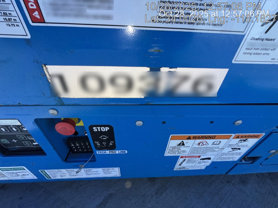 2020 Genie GS-2632 Solid NM Tires, Folding Rails with Half-Height Swing Gate, Beacon, 800W Invertor