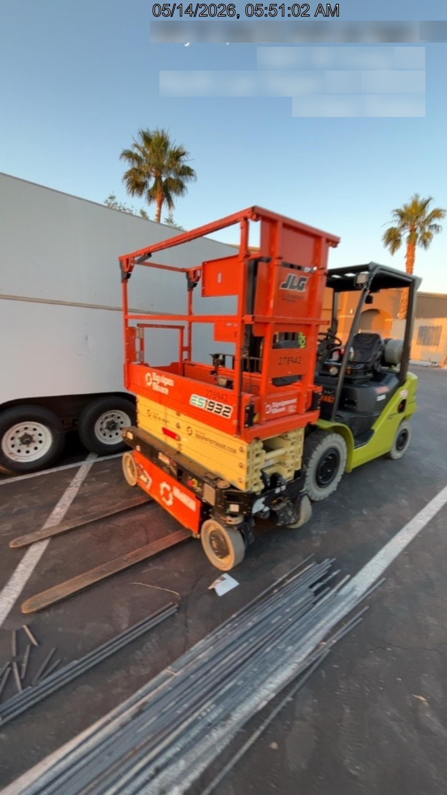 2022 JLG ES1932