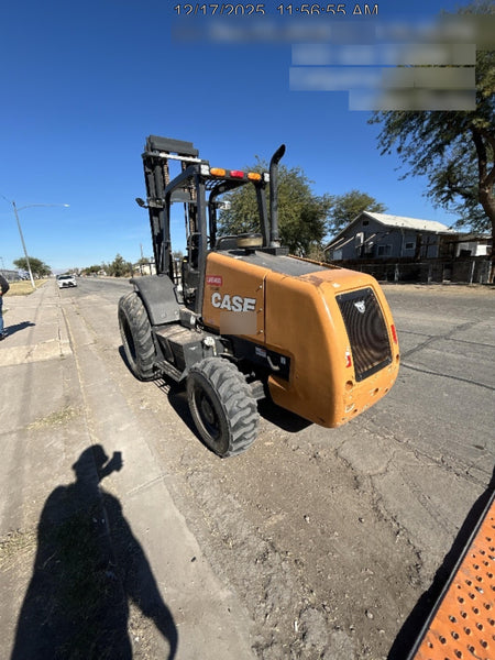 2023 CASE 588H