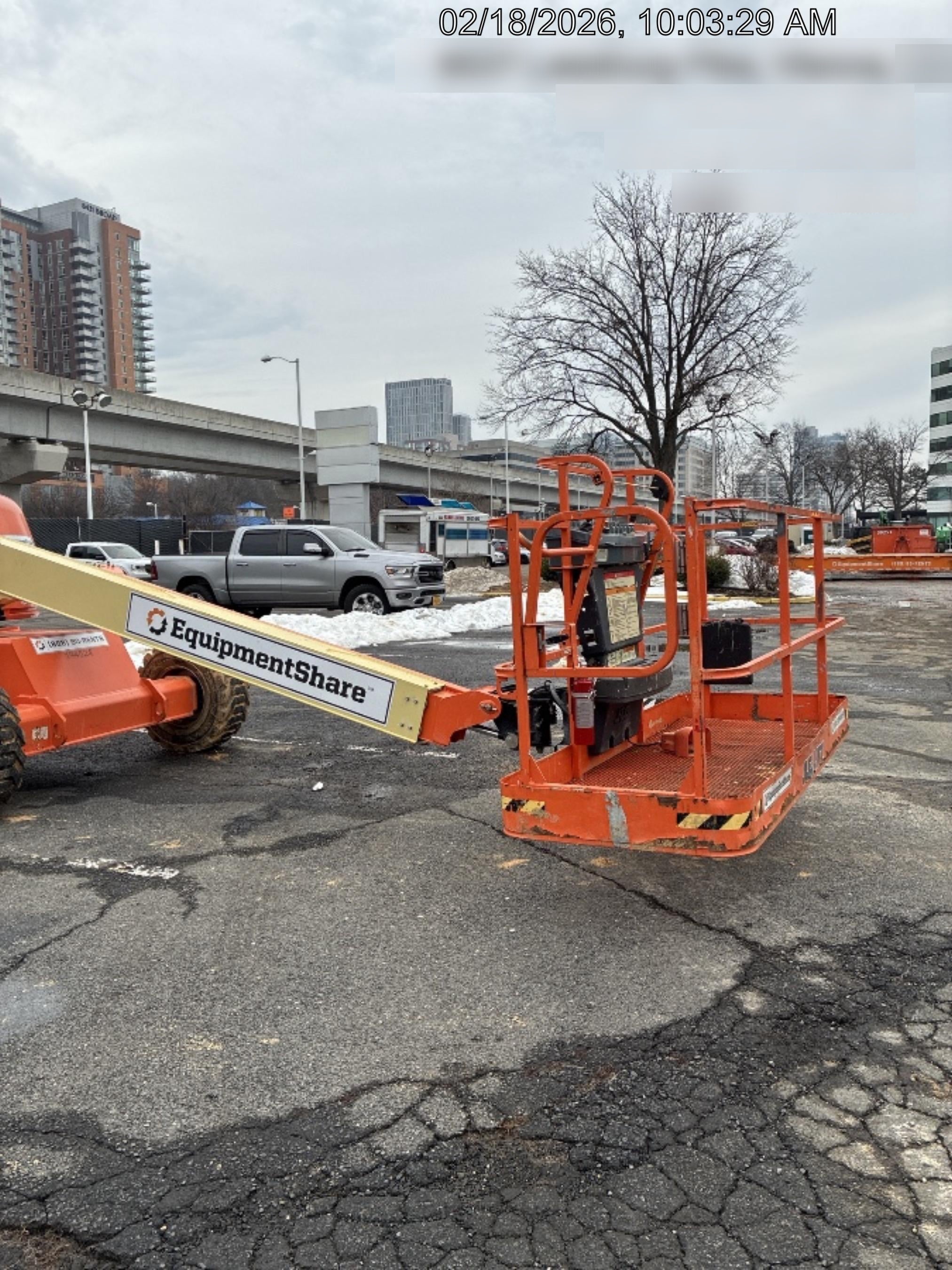 2021 JLG 400S
