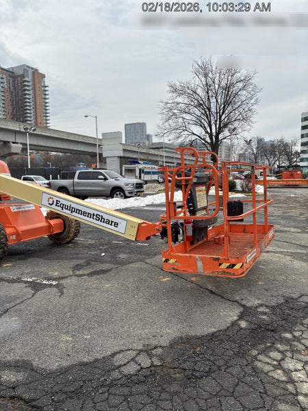 2021 JLG 400S