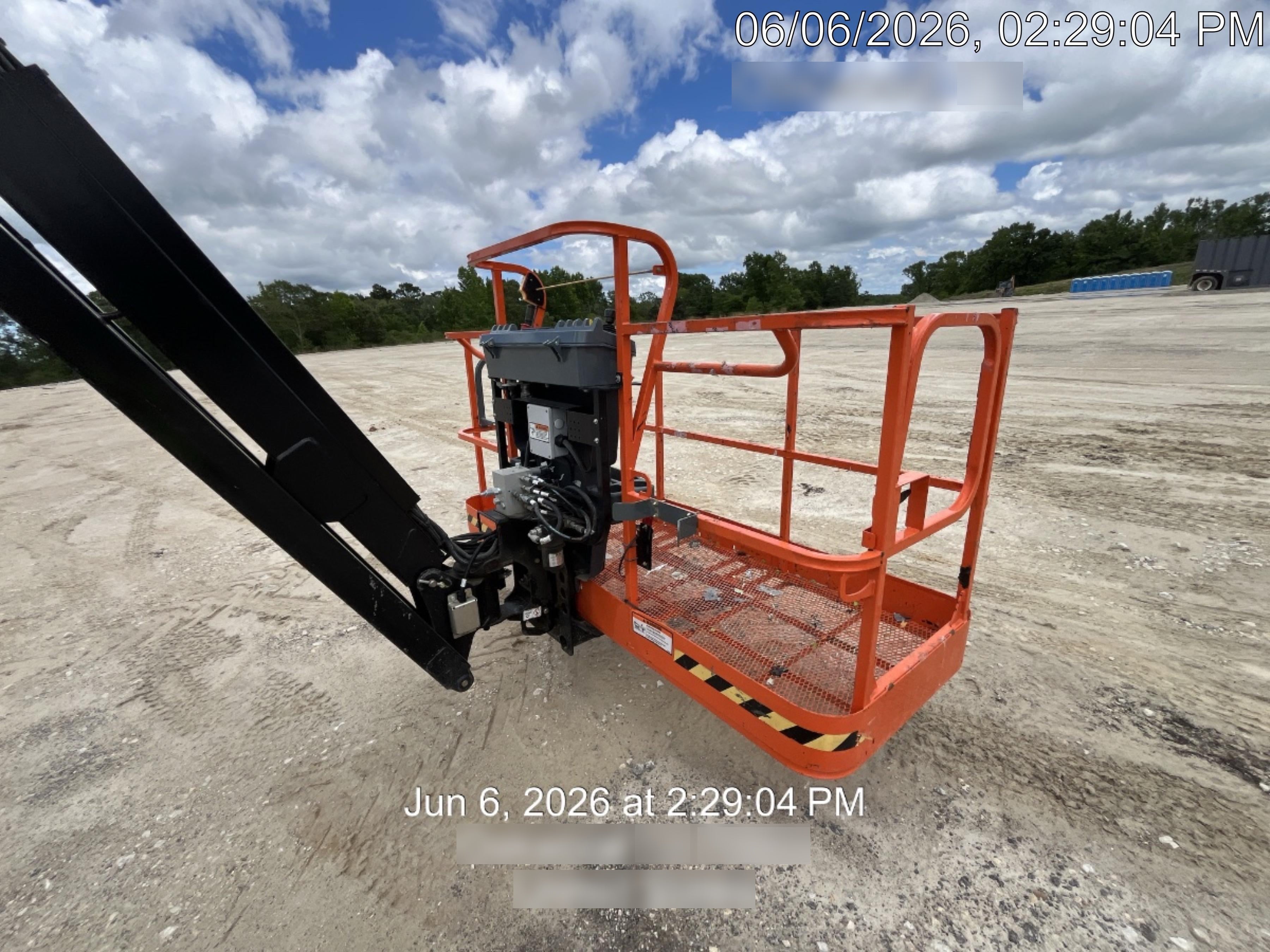 2025 JLG 860SJ