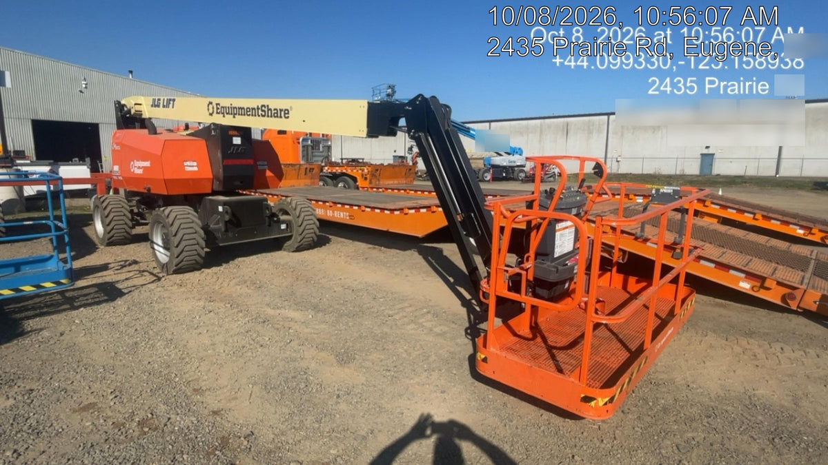 2025 JLG 800AJ