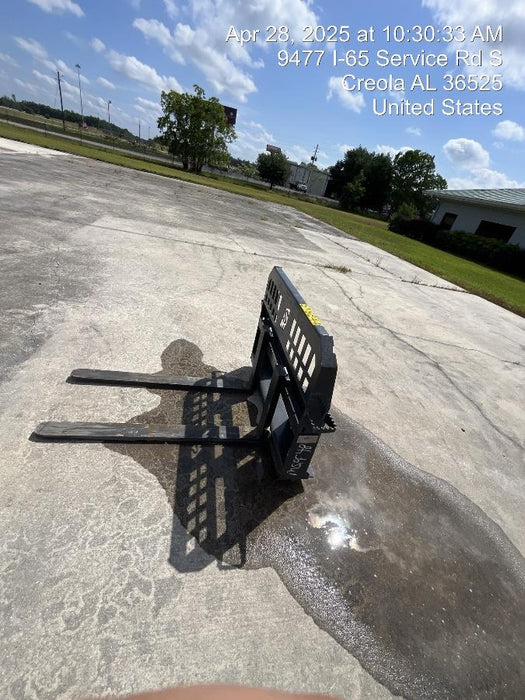 2025 SOLESBEE 48" Pallet Forks - Solesbee