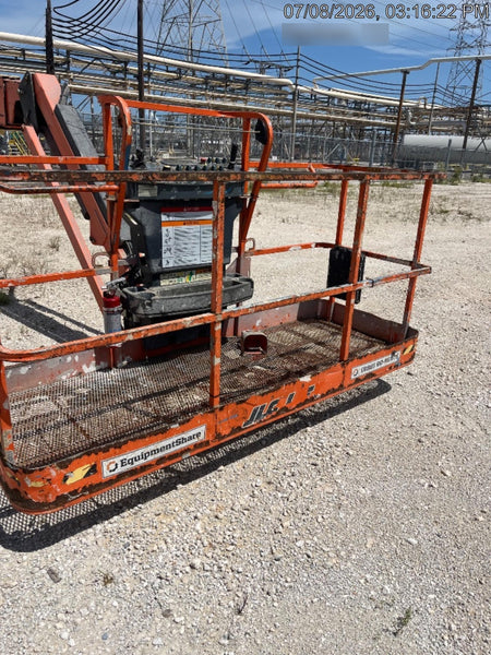 2021 JLG 860SJ