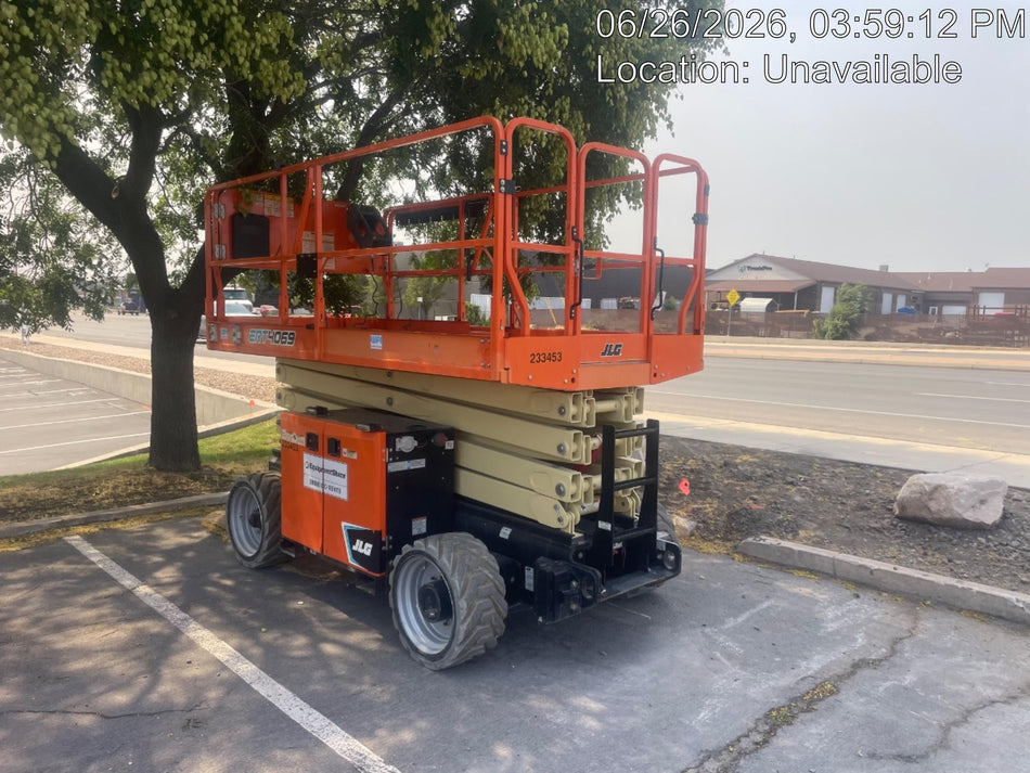2022 JLG ERT4069