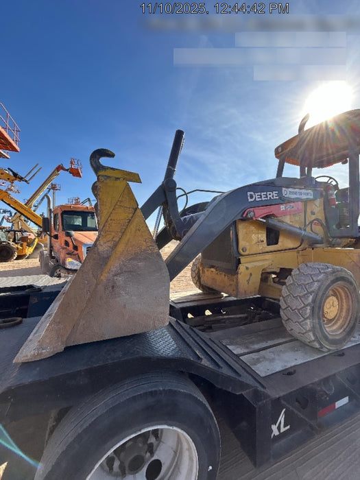 2021 JOHN DEERE 310LEP