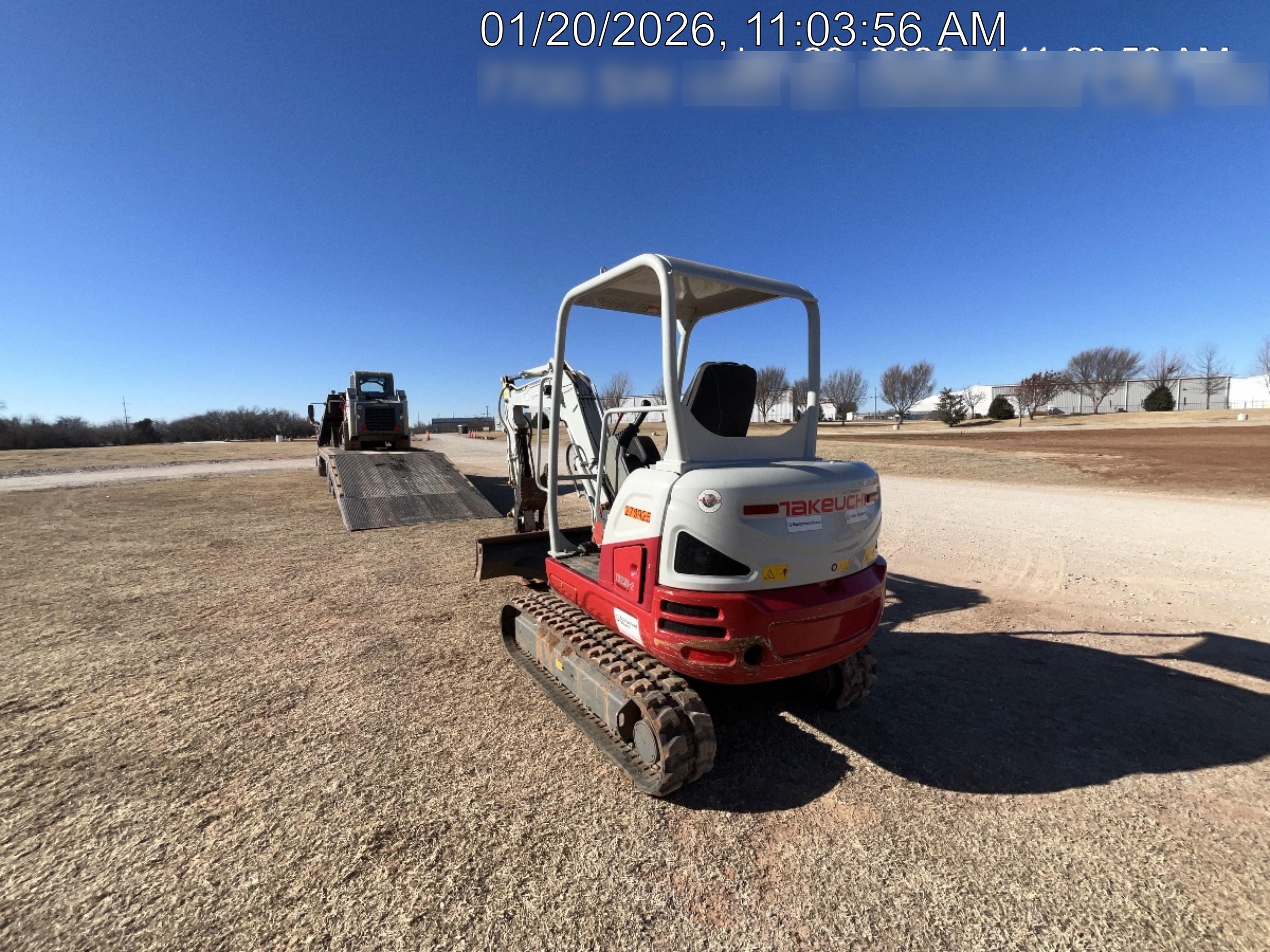 2022 TAKEUCHI TB235-2R