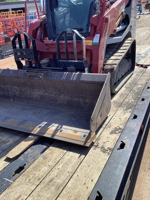 2021 TAKEUCHI 48" Pallet Forks - Takeuchi