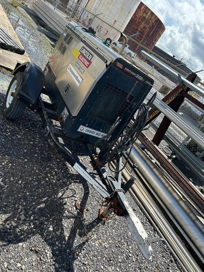 2019 Lincoln Electric Vantage 322 Welder Ready-Pak 3, Two wheel trailer, Fender and Light kit, Cable Rack
