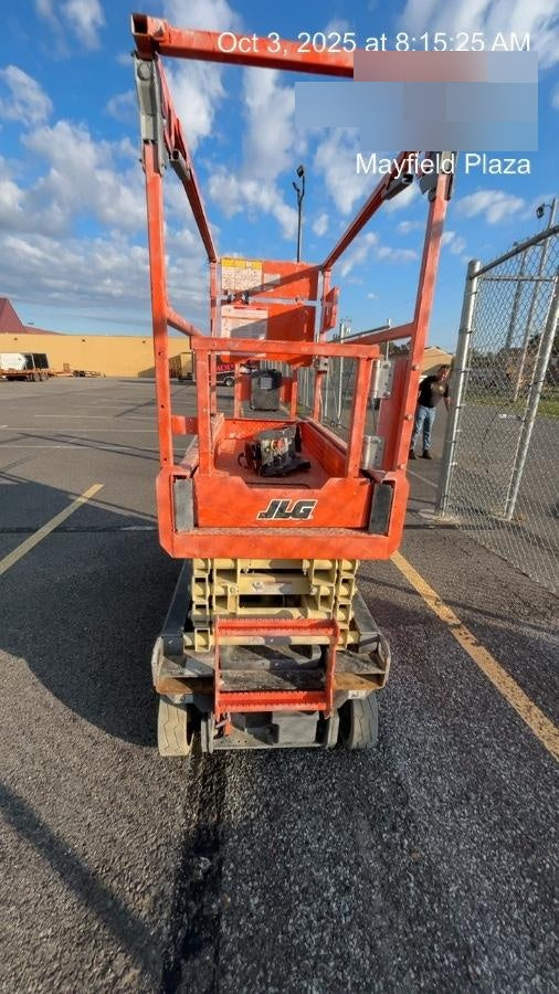 2022 JLG ES1932