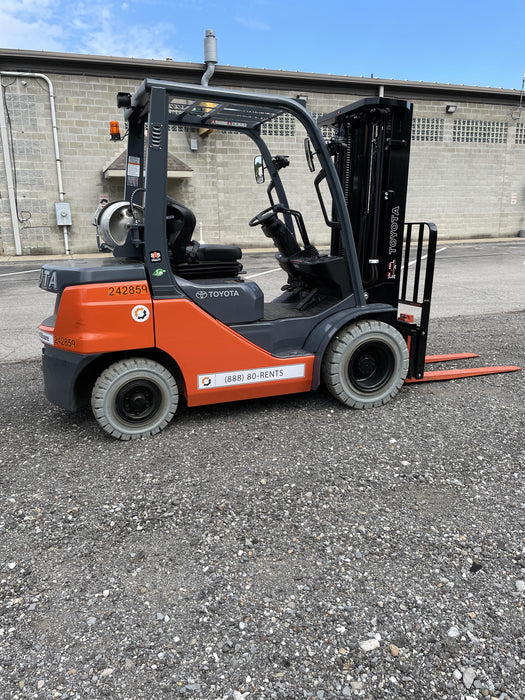 2022 TOYOTA 50-8FGU25