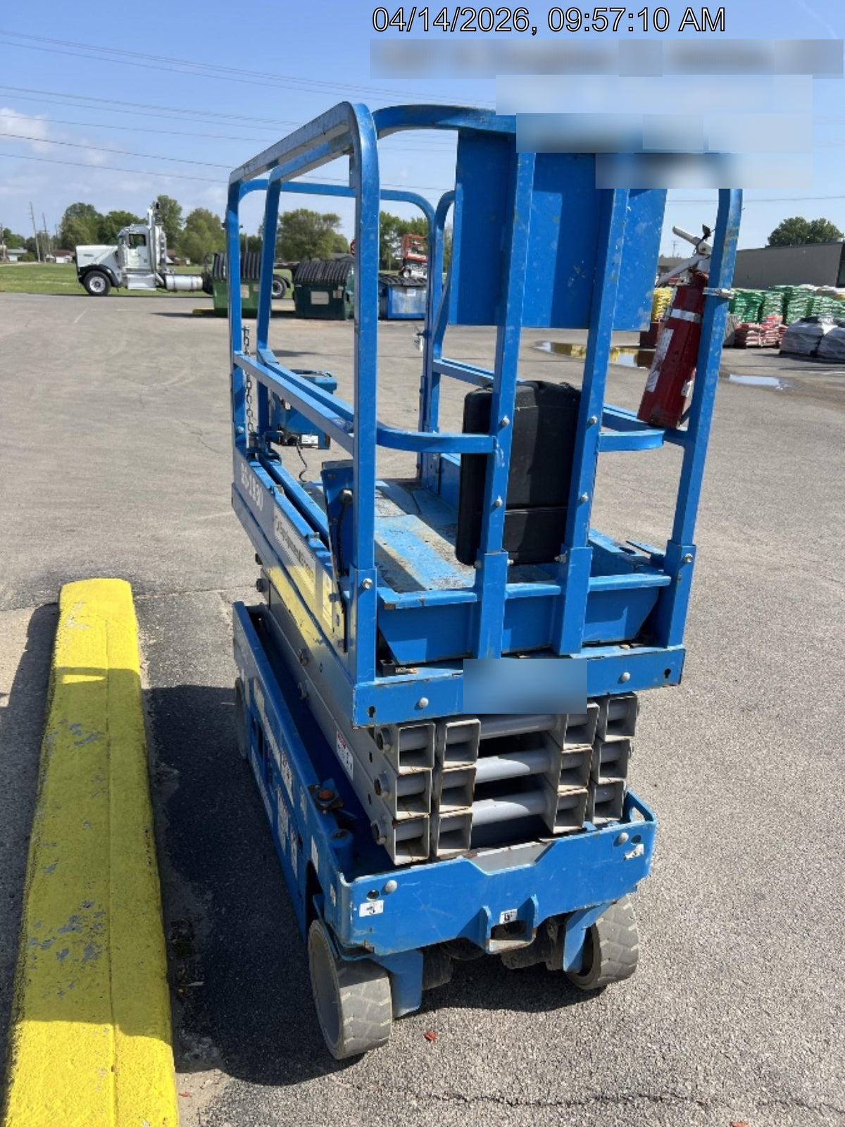 2019 Genie GS-1930 Fixed rails with chain Entry