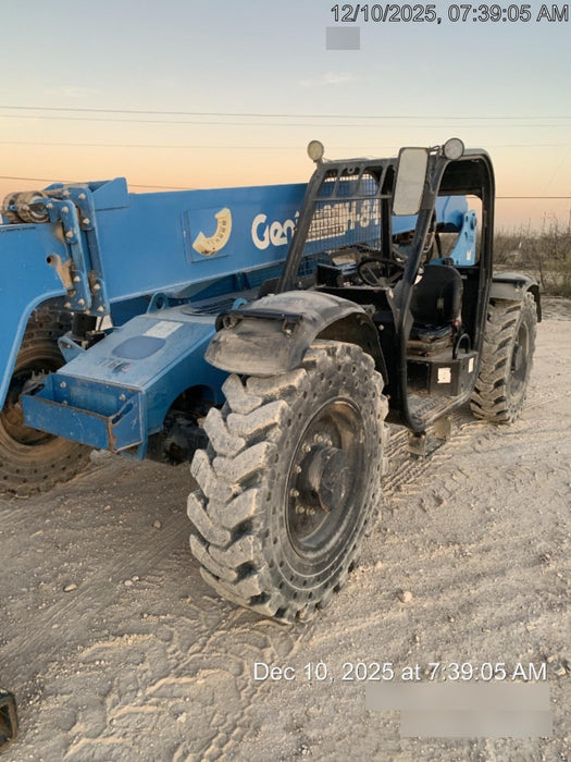 2017 Genie GTH-844 Genie GTH 844, Solid Tires, 60" carriage, Open ROPS