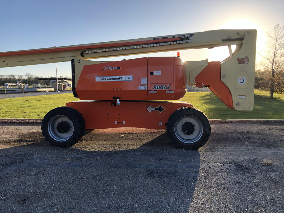 2021 JLG 800AJ
