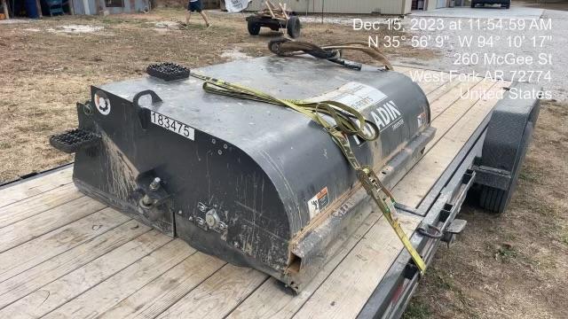 2021 PALADIN Sweepster SB72