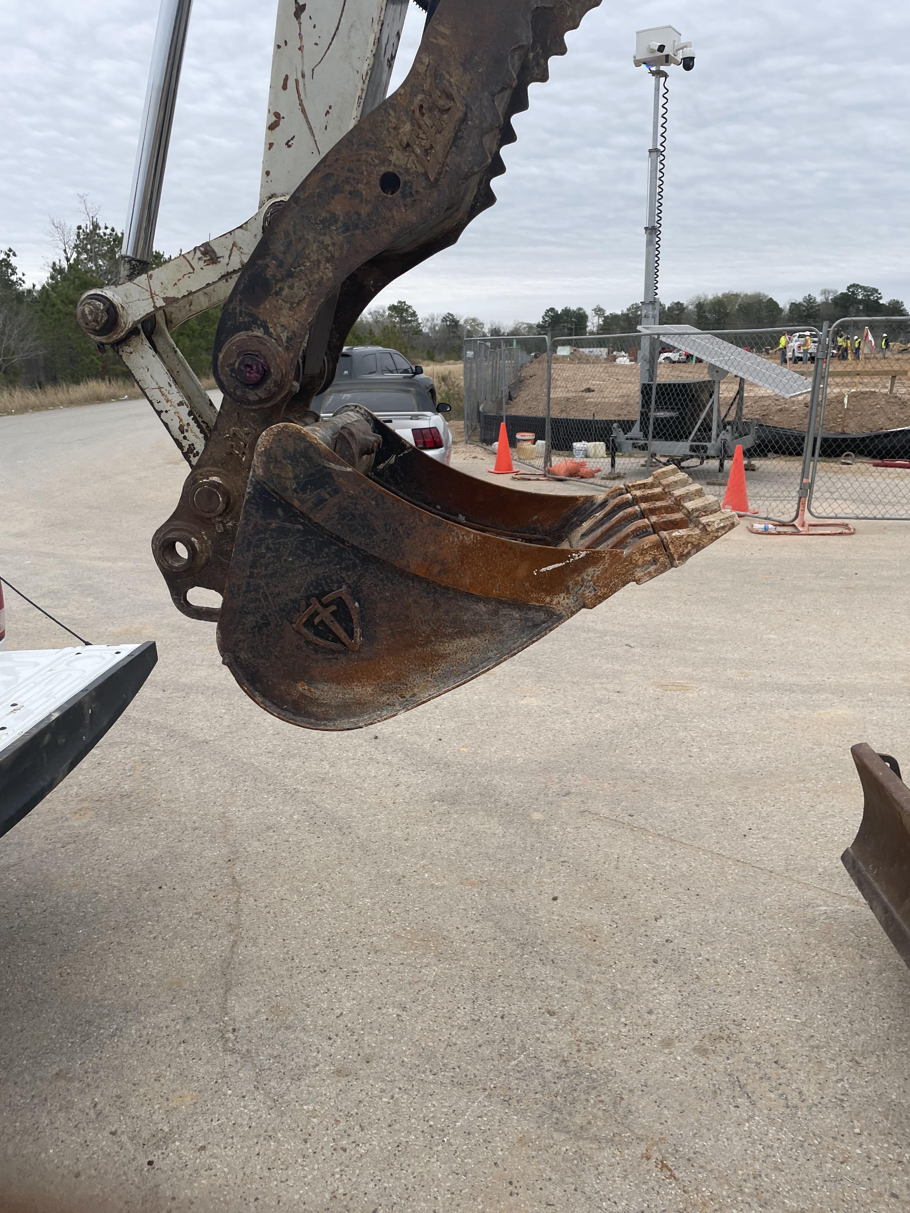 2023 TAG MANUFACTURING 8" Cribbing Bucket -Tag