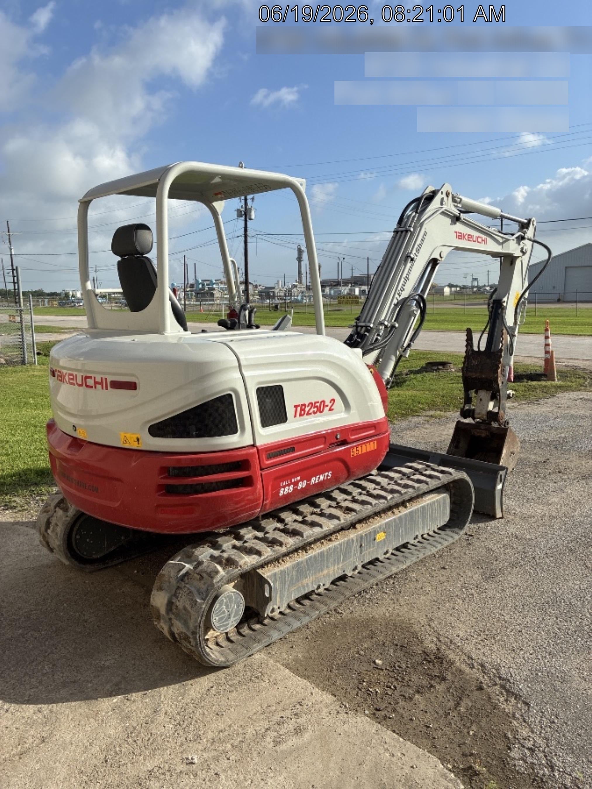 2025 TAKEUCHI TB250-2R