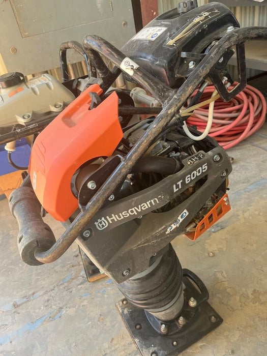 2024 HUSQVARNA LT6005