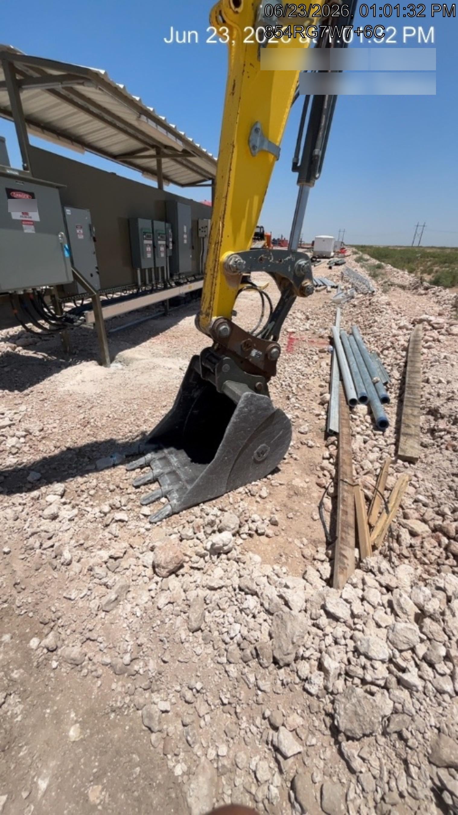 2019 Wacker Neuson ET90 Enclosed Cab, Hybrid Tracks, Long Dipperstick, T4, Hydraulic Thumb w/Manual QC, Buckets: 18/24/36"