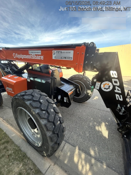 2024 SKYTRAK 8042