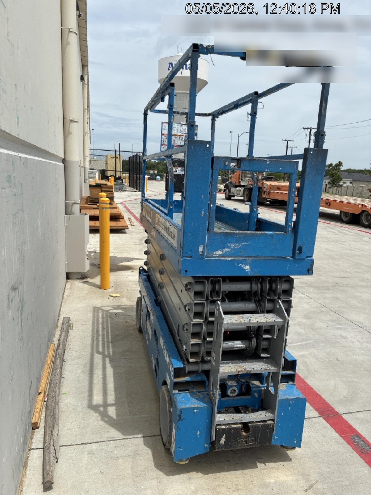 2023 GENIE GS-3232