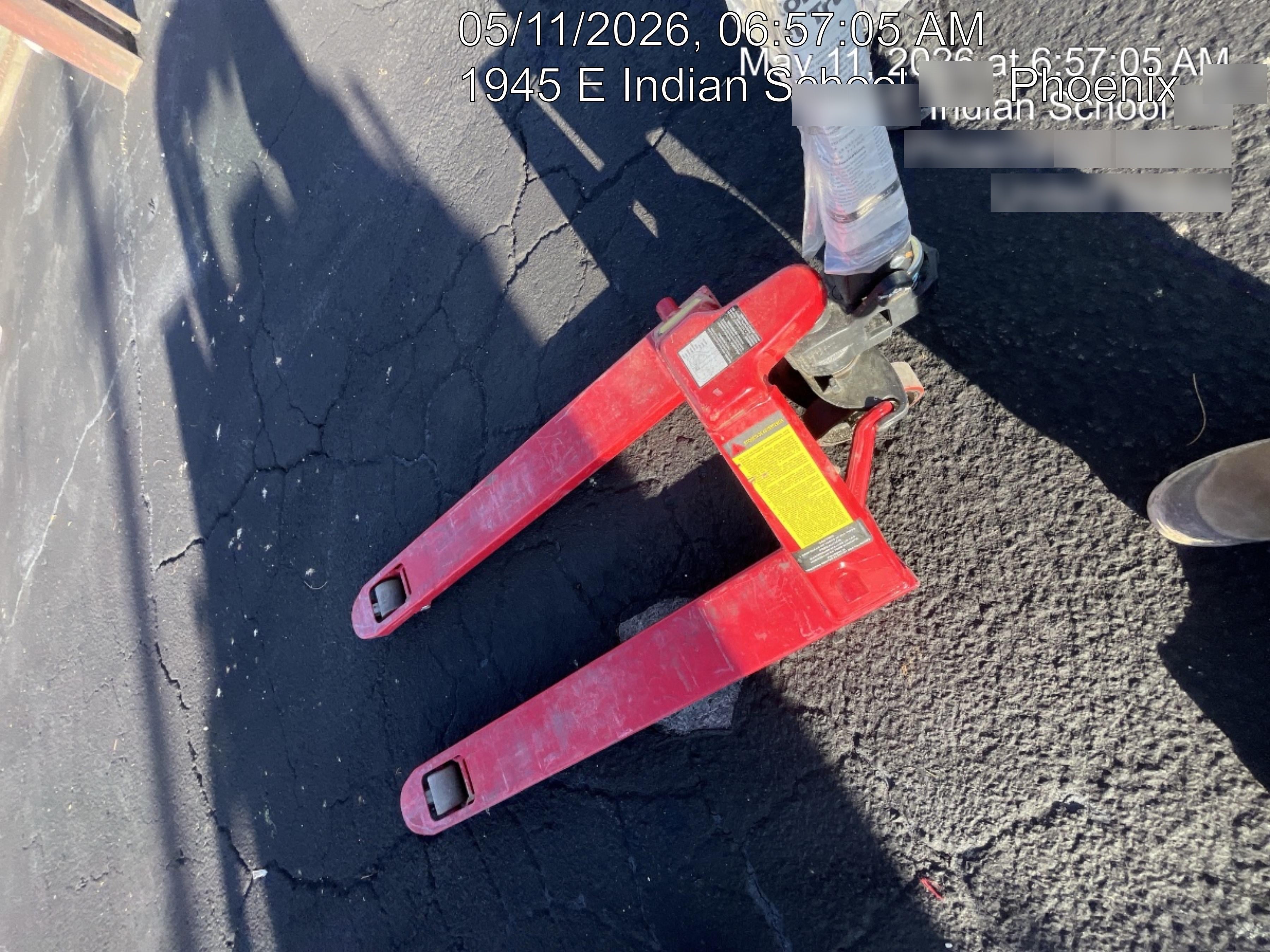 2025 GRAINGER PALLET JACK, 5500 LBS., GRAINGER