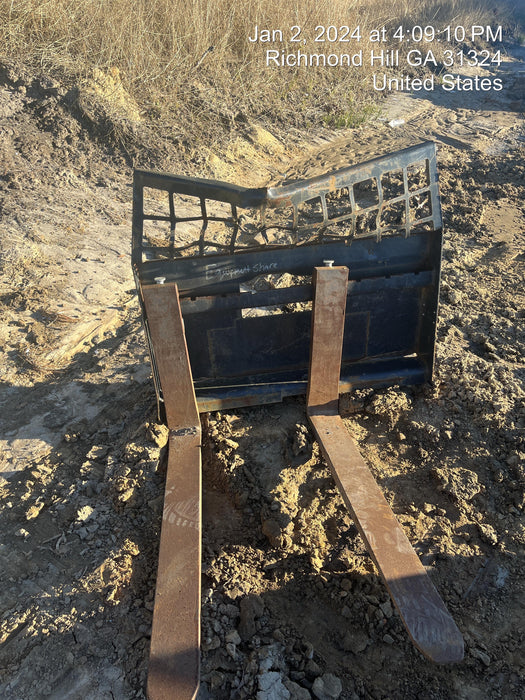 2019 BOBCAT 48" Pallet Forks - Bobcat