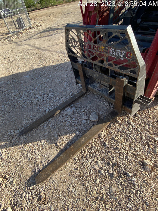 2021 PALADIN 48" Pallet Forks - Paladin