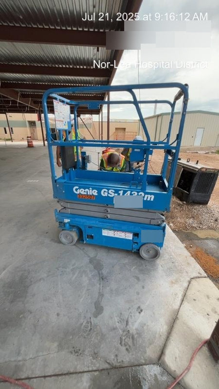 2023 GENIE GS-1432