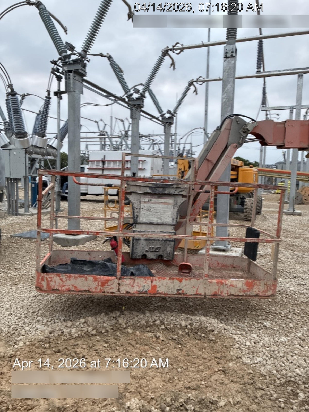 2019 JLG 660SJ