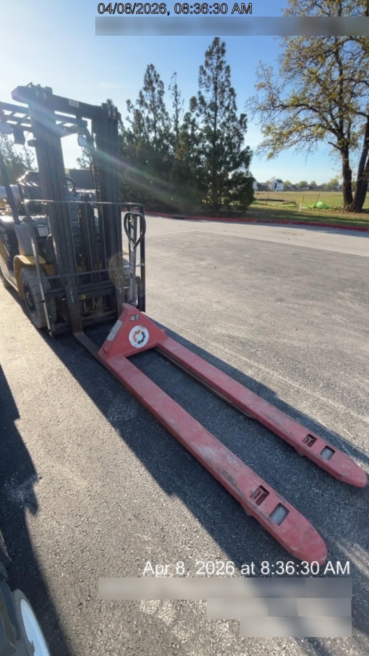 2022 DAYTON 5500 lb Pallet Jack