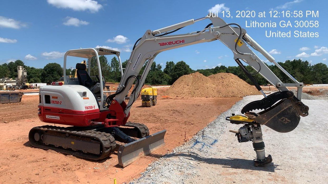 2020 TAKEUCHI TB250-2