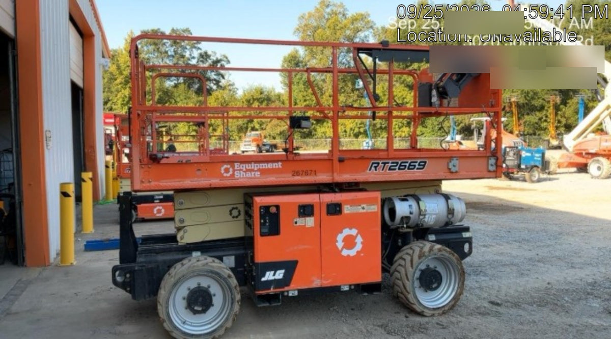 2022 JLG RT2669