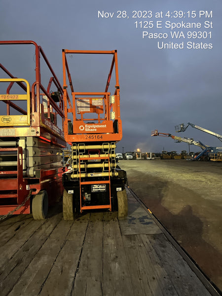 2022 JLG ES2632