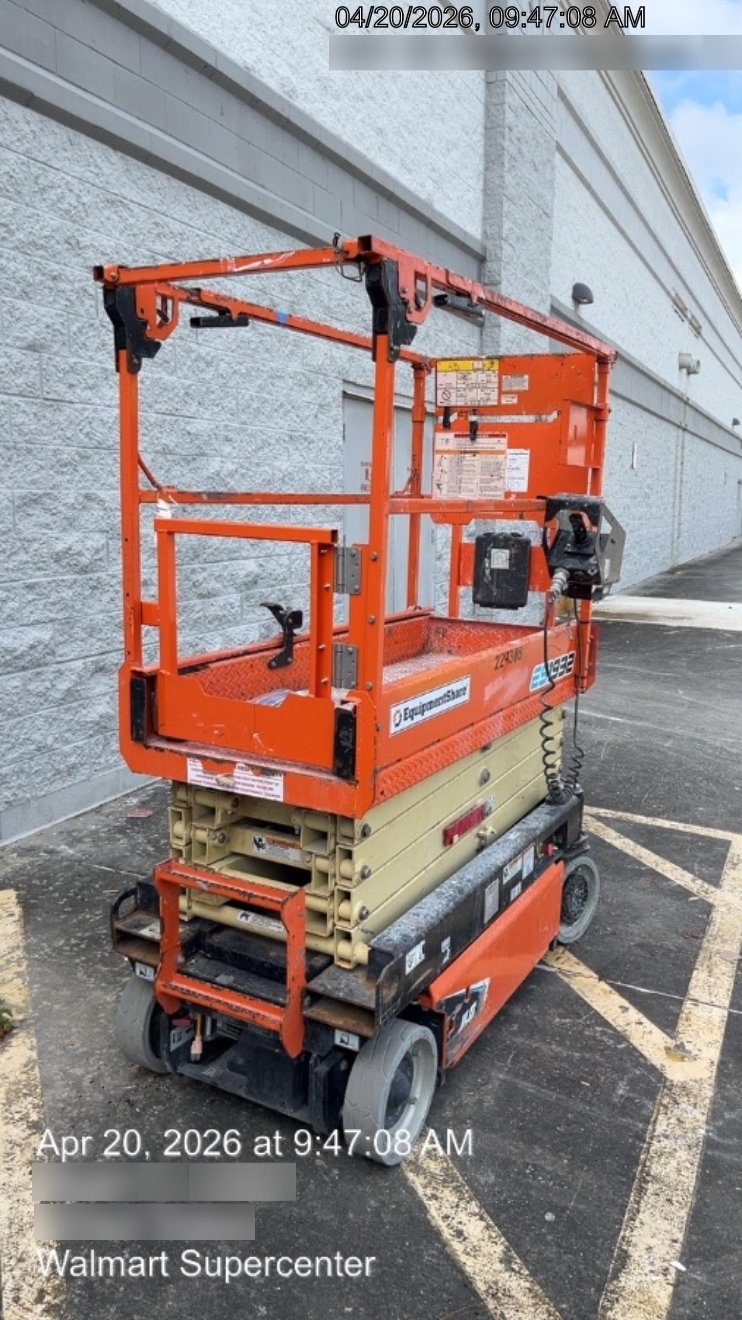 2022 JLG ES1932