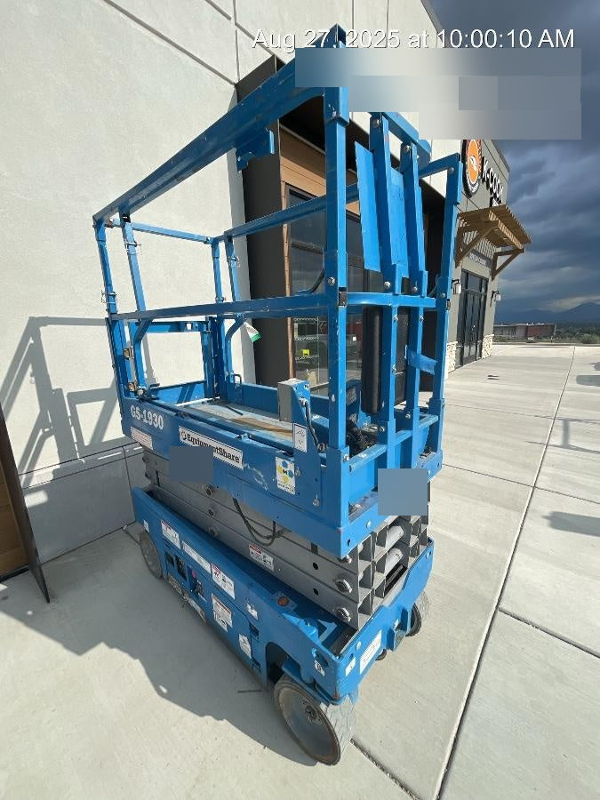 2020 Genie GS-1930 Solid Non Marking Tires, Beacon, Folding rails with half height swing gate