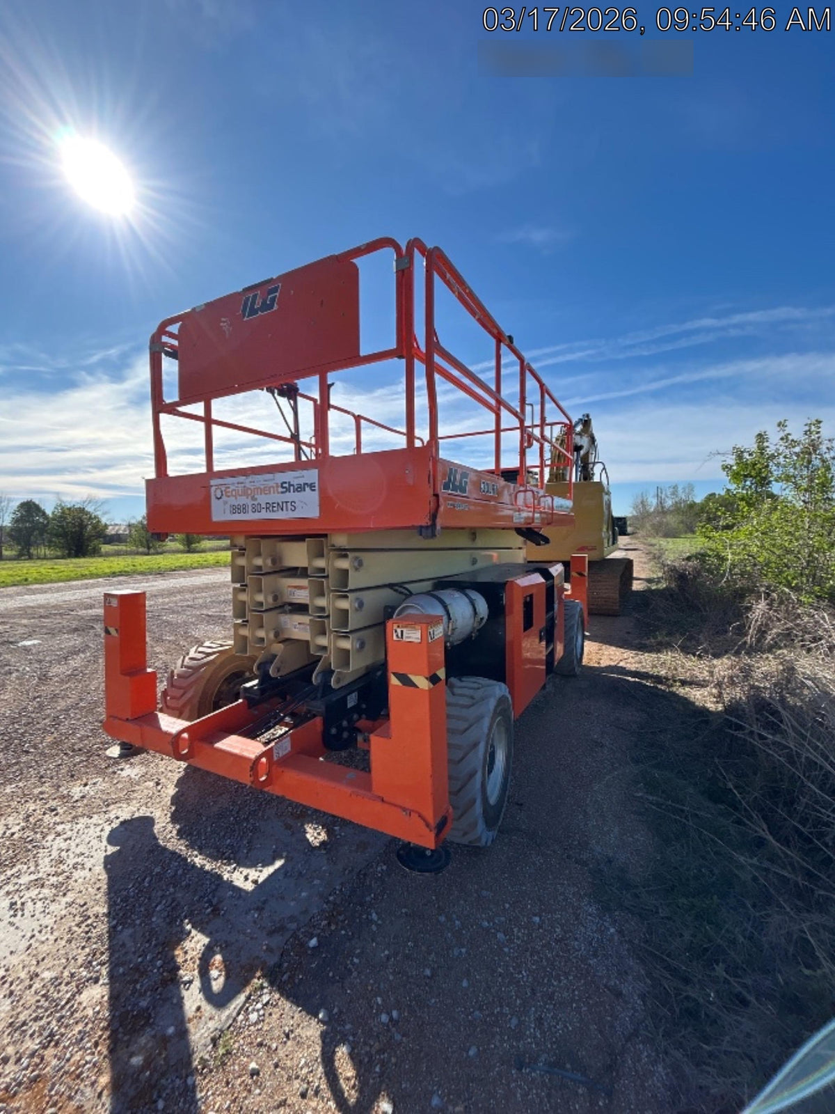 2019 JLG 430LRT