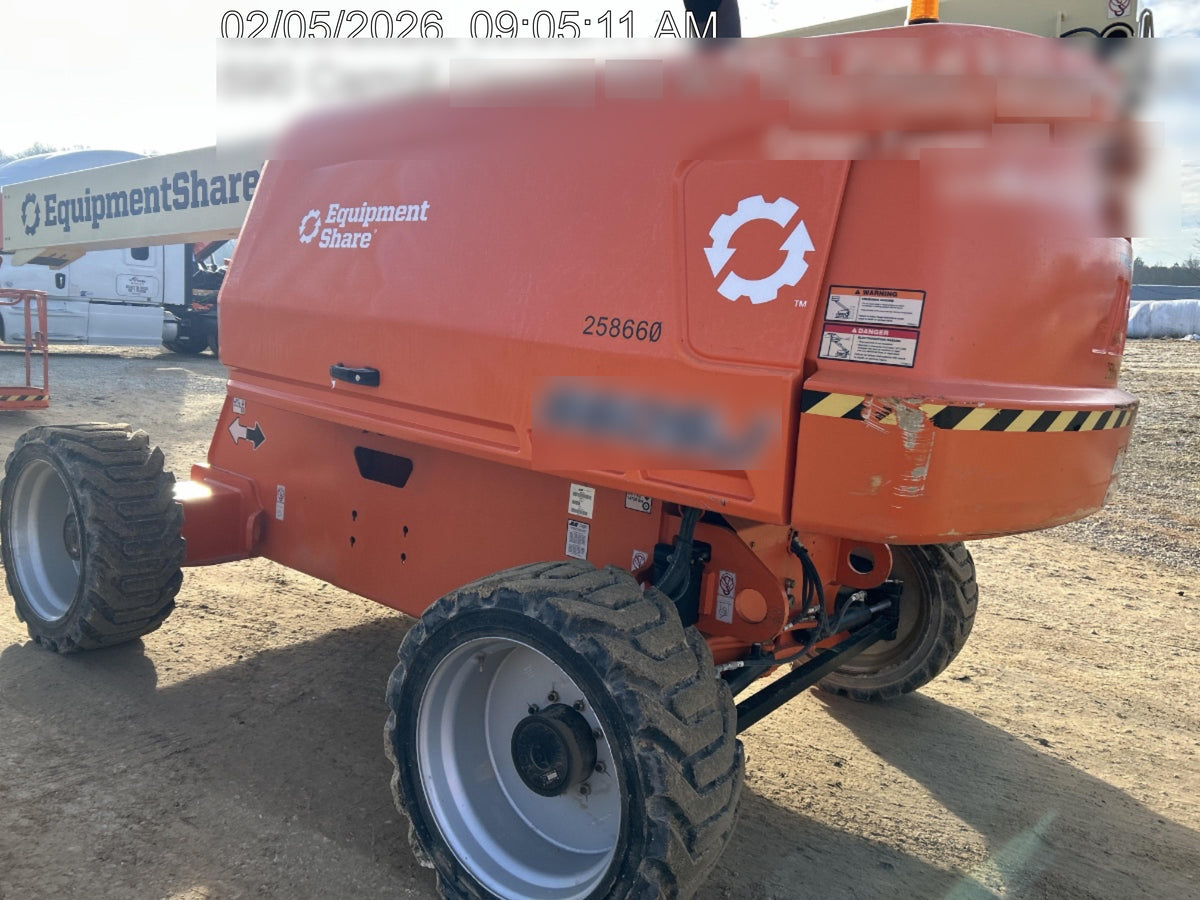2022 JLG 660SJ
