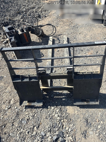 2026 ARROW MATERIAL HANDLING 72" Pallet Forks - Arrow