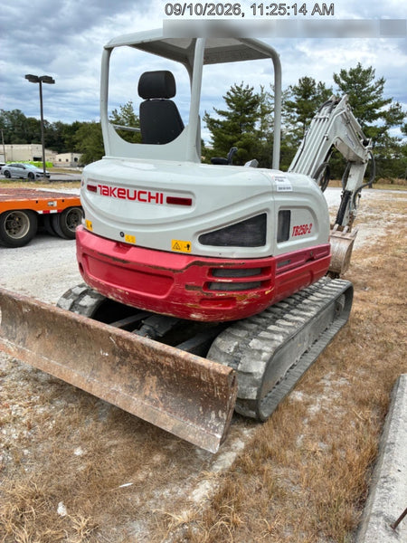2022 TAKEUCHI TB250-2R