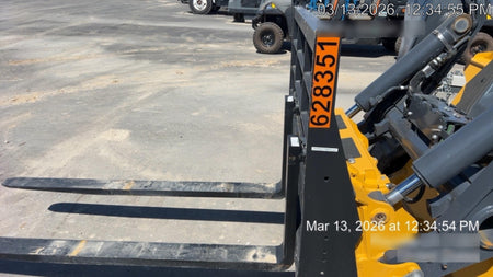 2025 ARROW MATERIAL HANDLING 60" Pallet Forks - Arrow